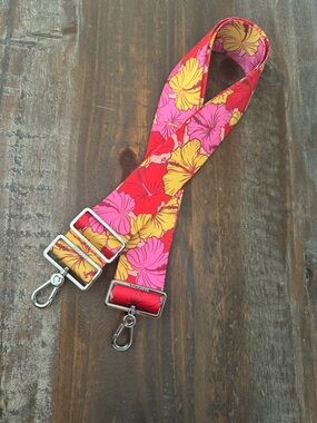 Harveys Hibiscus Floral 5P CNC Pink, Red & Yellow